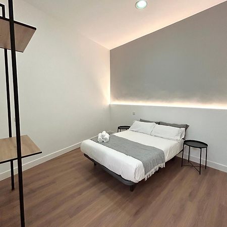 H21 Rooms Madrid Eksteriør bilde