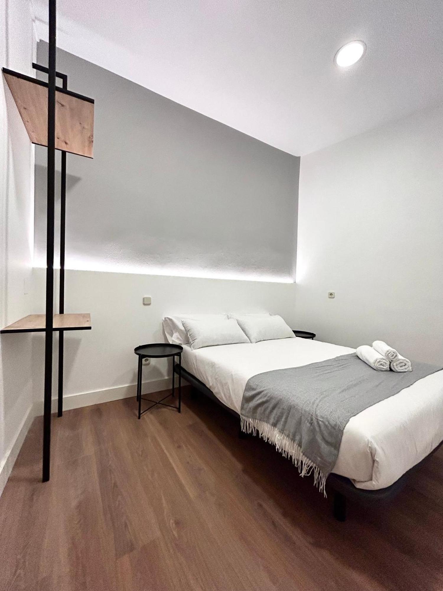 H21 Rooms Madrid Eksteriør bilde