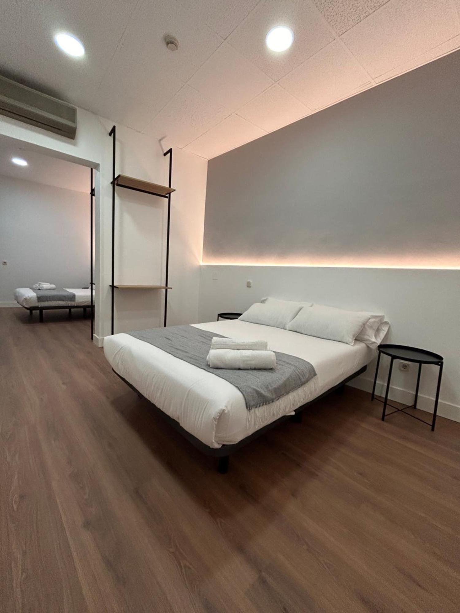 H21 Rooms Madrid Eksteriør bilde