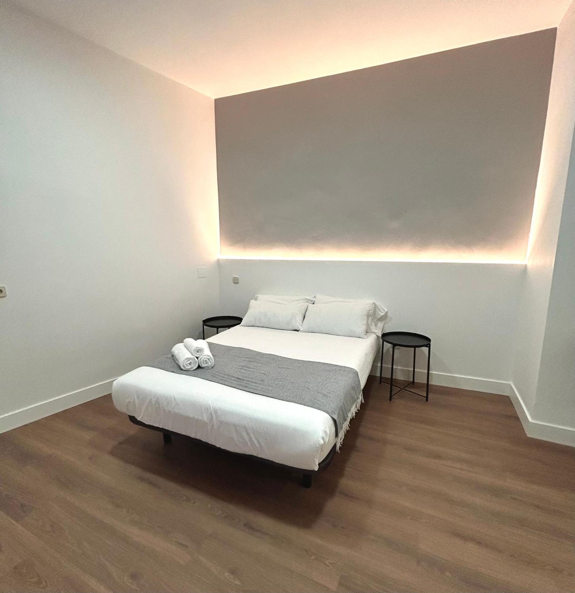 H21 Rooms Madrid Eksteriør bilde